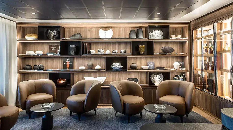 Le Commandant Charcot Lounge