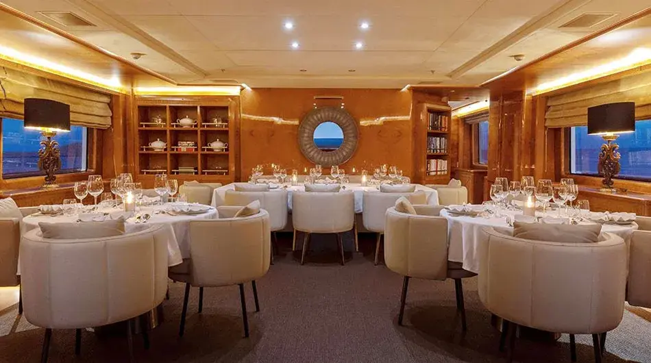 Aqua Mare Dining Room