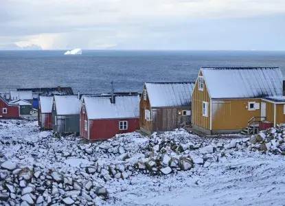 Iceland VS Greenland – Which is Better on Arctic Expeditions?